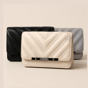 کیف پاسپورتی چنل (1401)