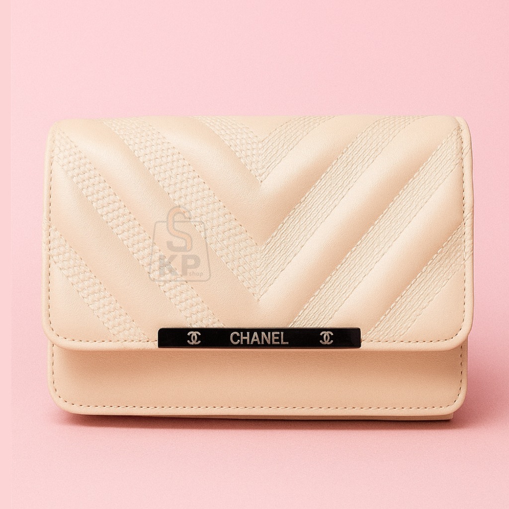 کیف پاسپورتی چنل (1401)