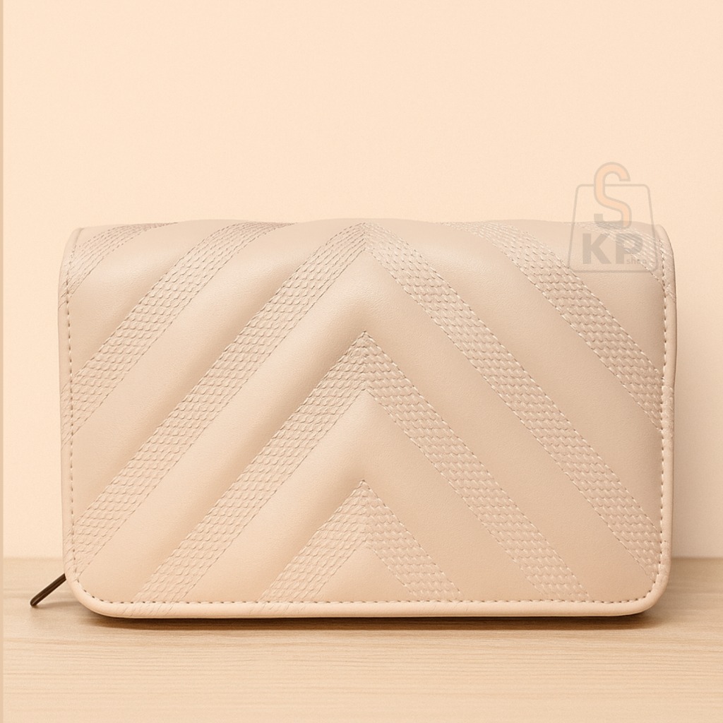 کیف پاسپورتی چنل (1401)